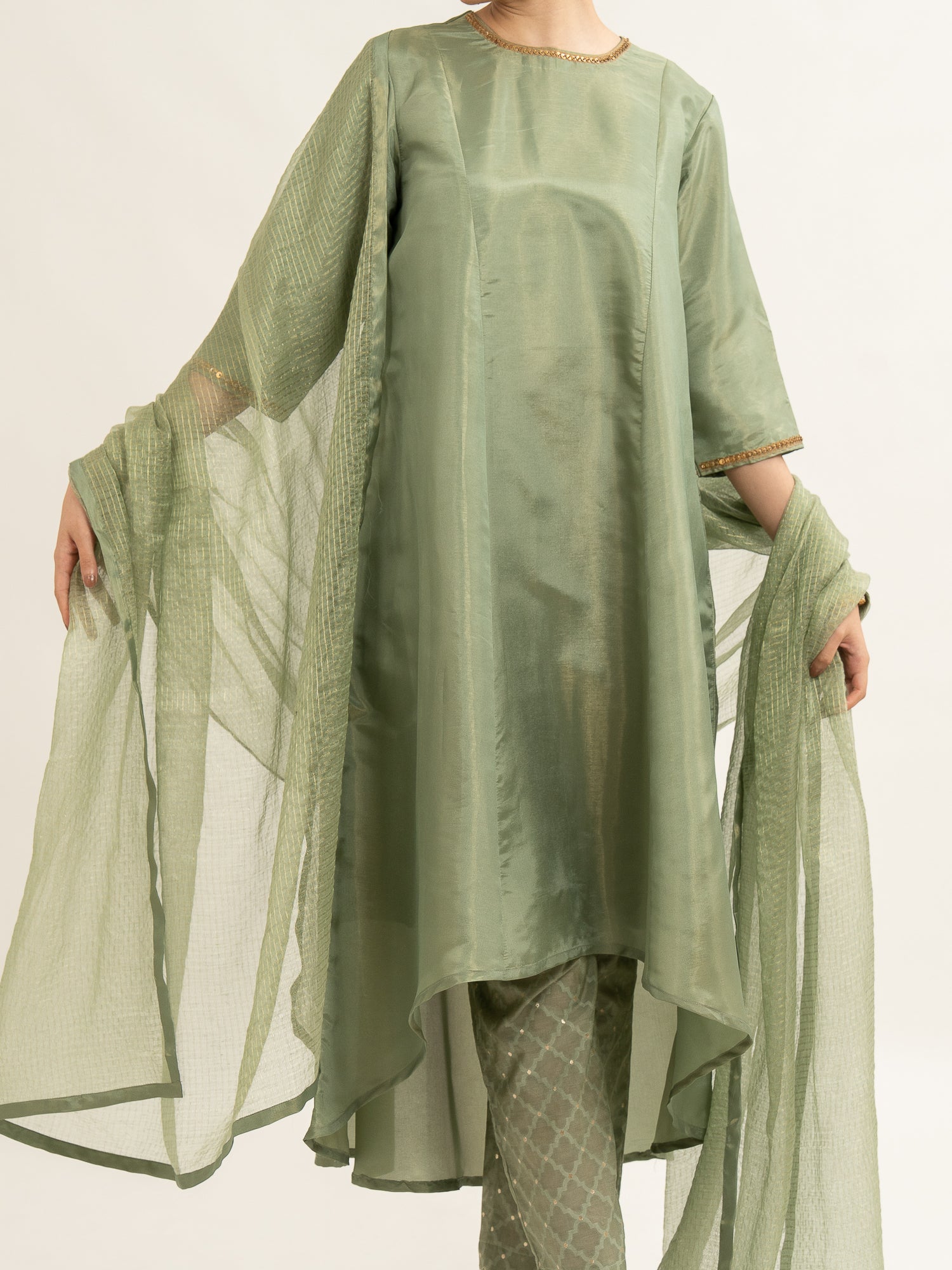 Miorah Round Neck Zari Tissue Suit Set