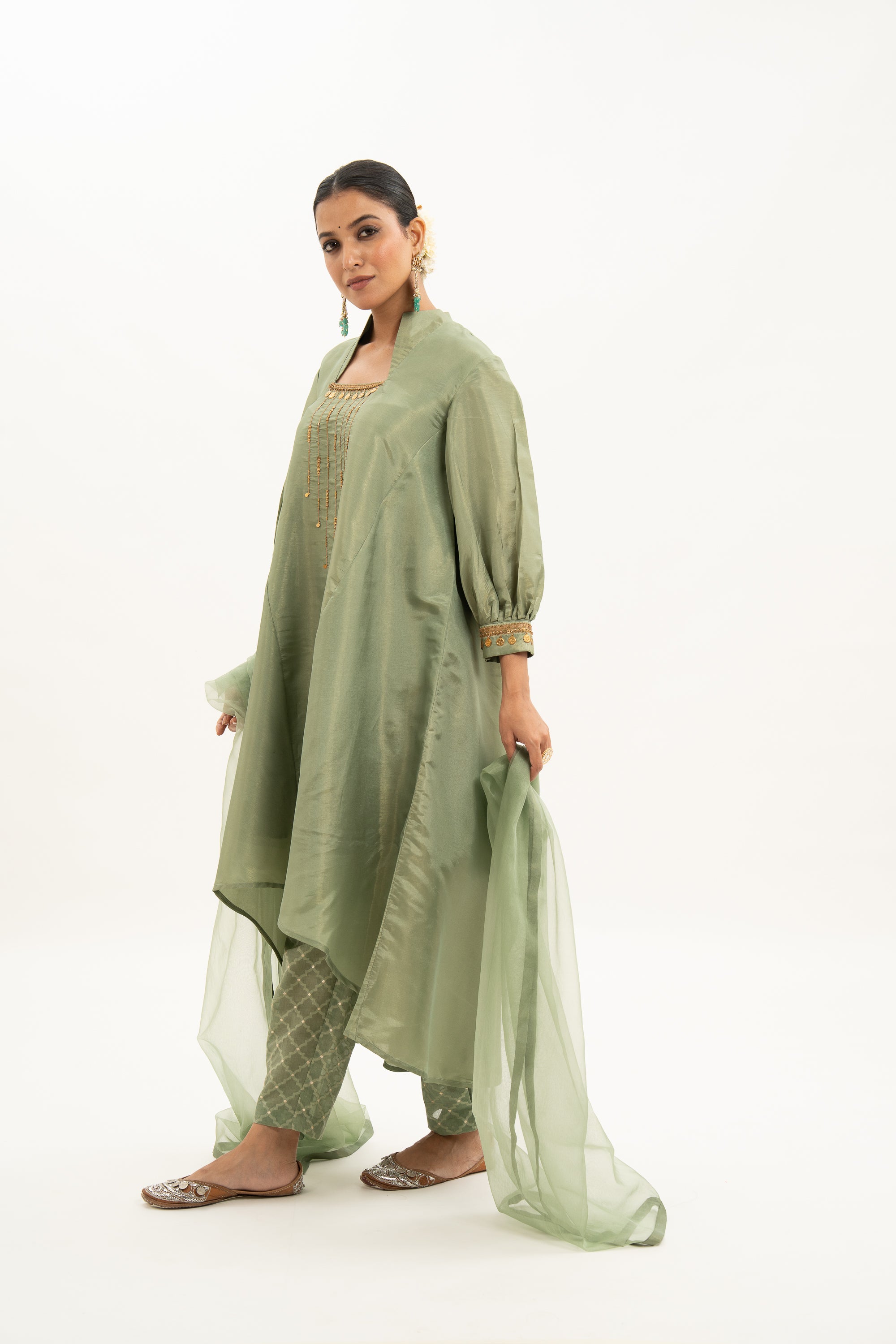 Miorah Square Neck Zari Tissue Kurta Set