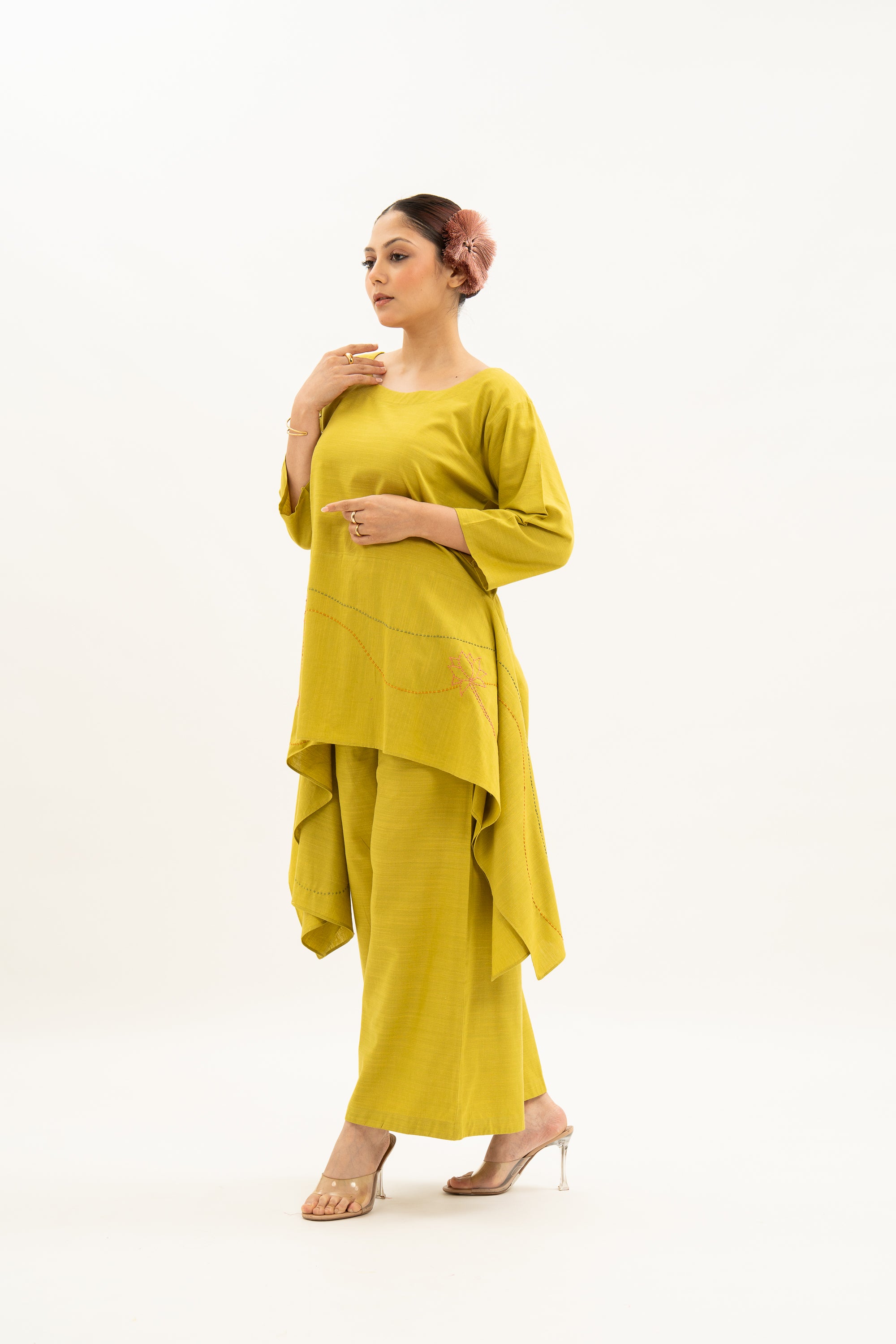 Kamal Talai Flared Top and Relax Fit Pant Co-Ord Set