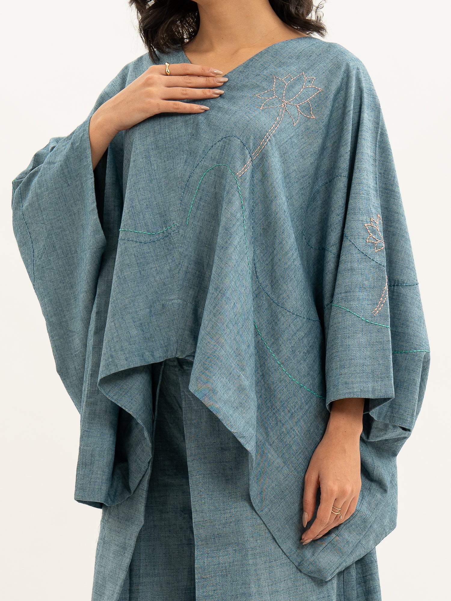 Kamal Talai V Neck Kaftan Co-Ord Set