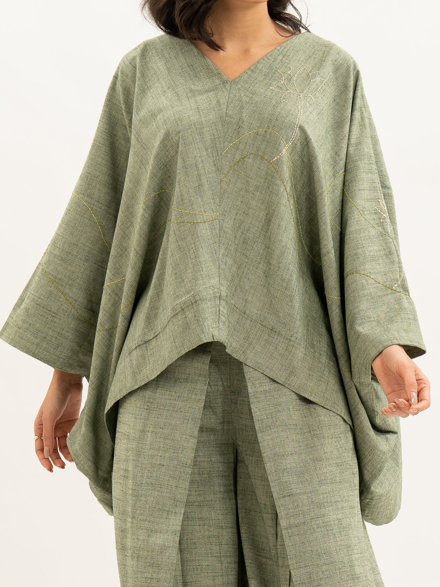 Kamal Talai V Neck Kaftan Co-Ord Set