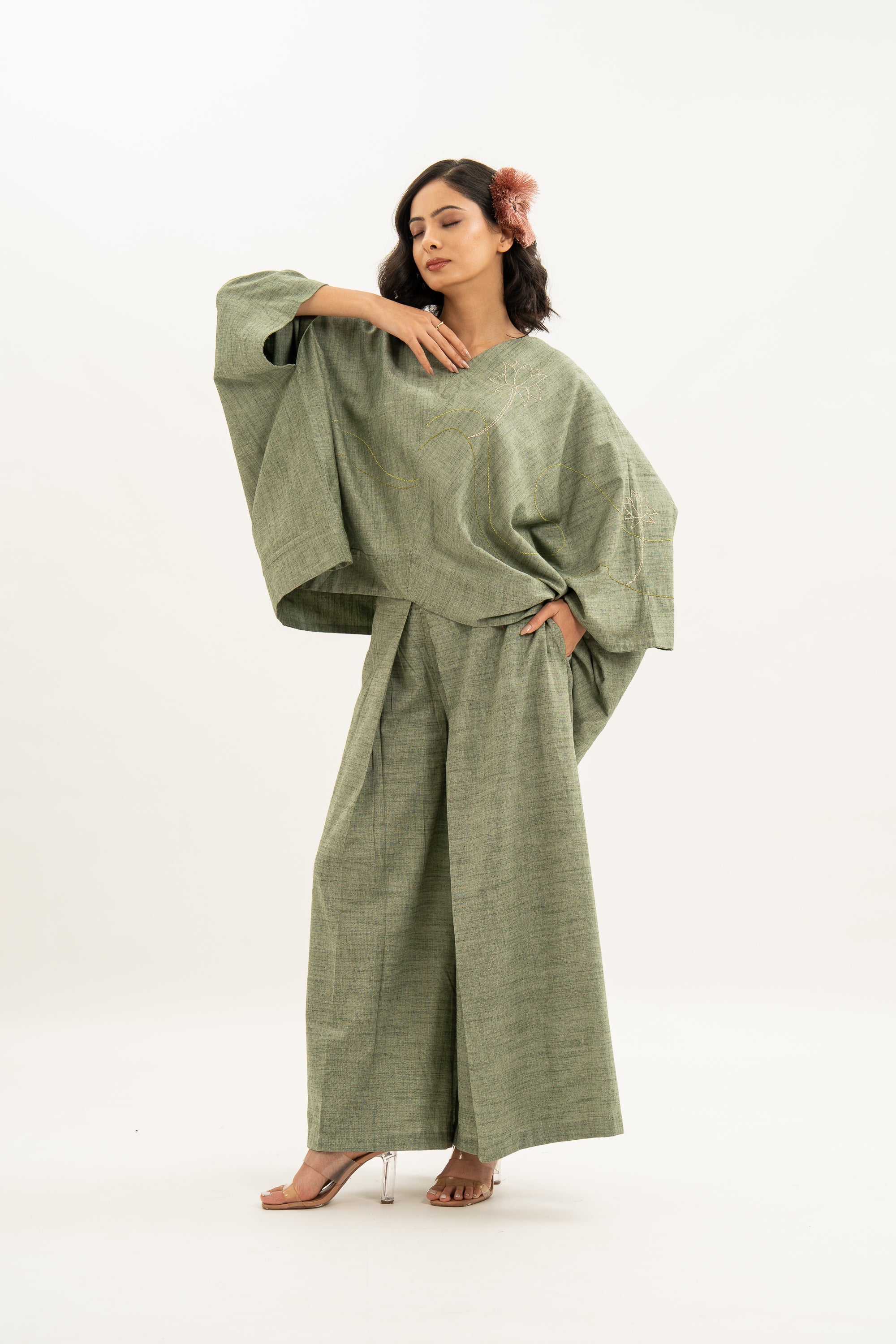 Kamal Talai V Neck Kaftan Co-Ord Set