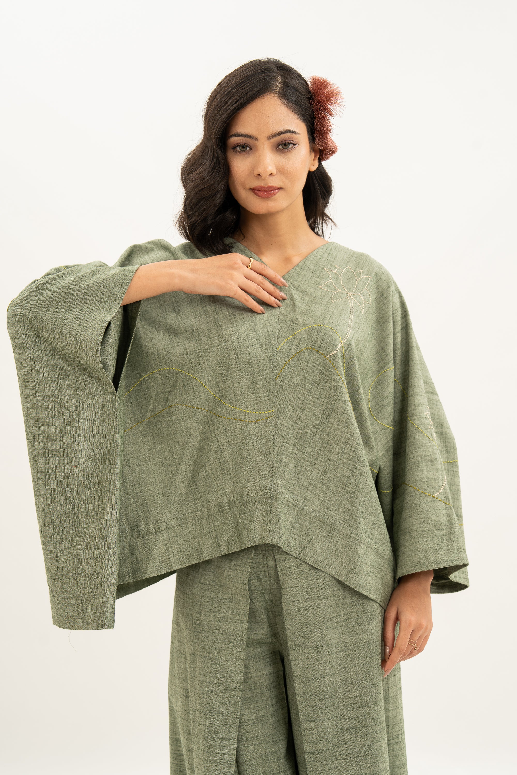 Kamal Talai V Neck Kaftan Co-Ord Set