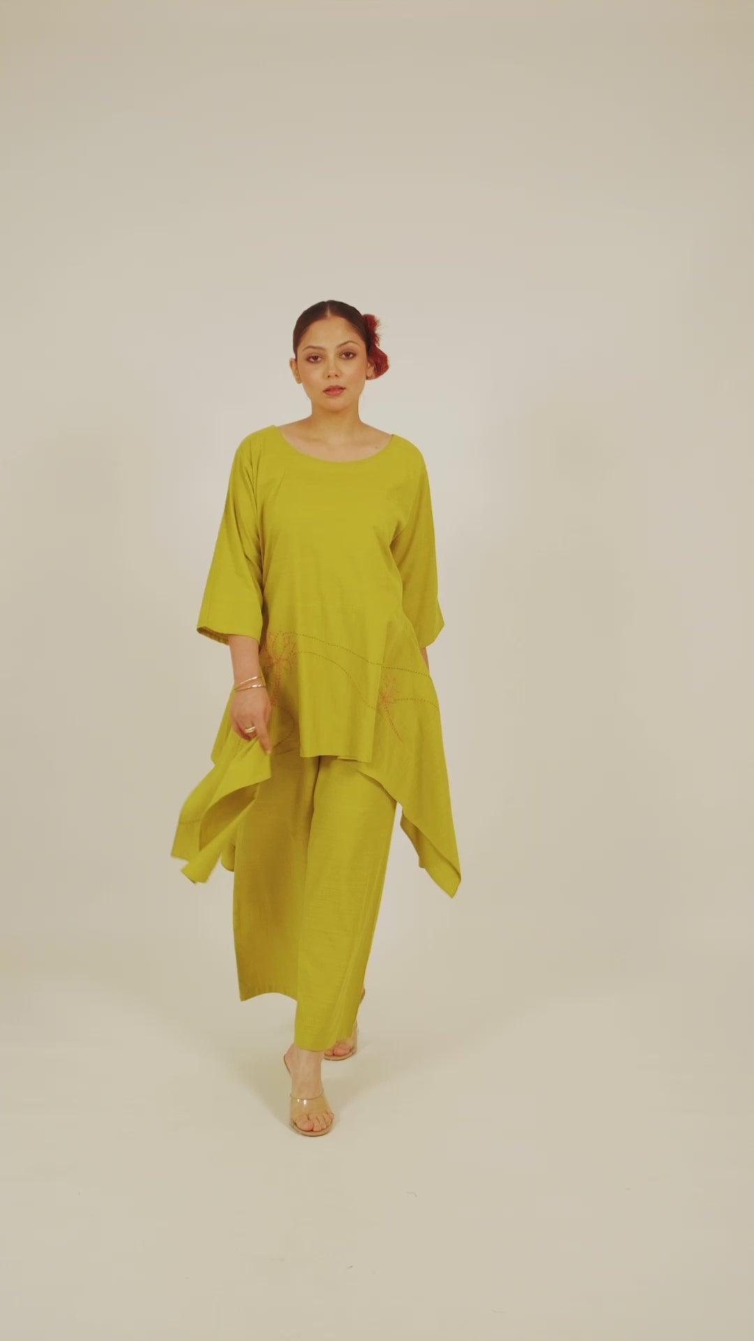 Kamal Talai Flared Top and Relax Fit Pant Co-Ord Set